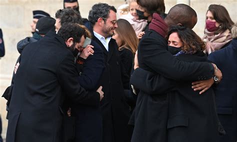 Lea Seydoux joins grieving family of Gaspard Ulliel for funeral